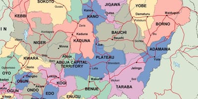 Karta över nigeria med stater och städer